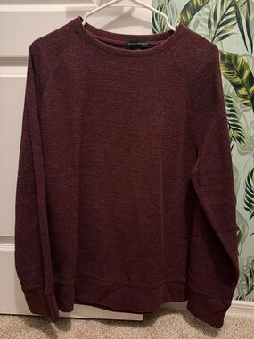 Banana Republic Men's Burgundy Crewneck Sweater